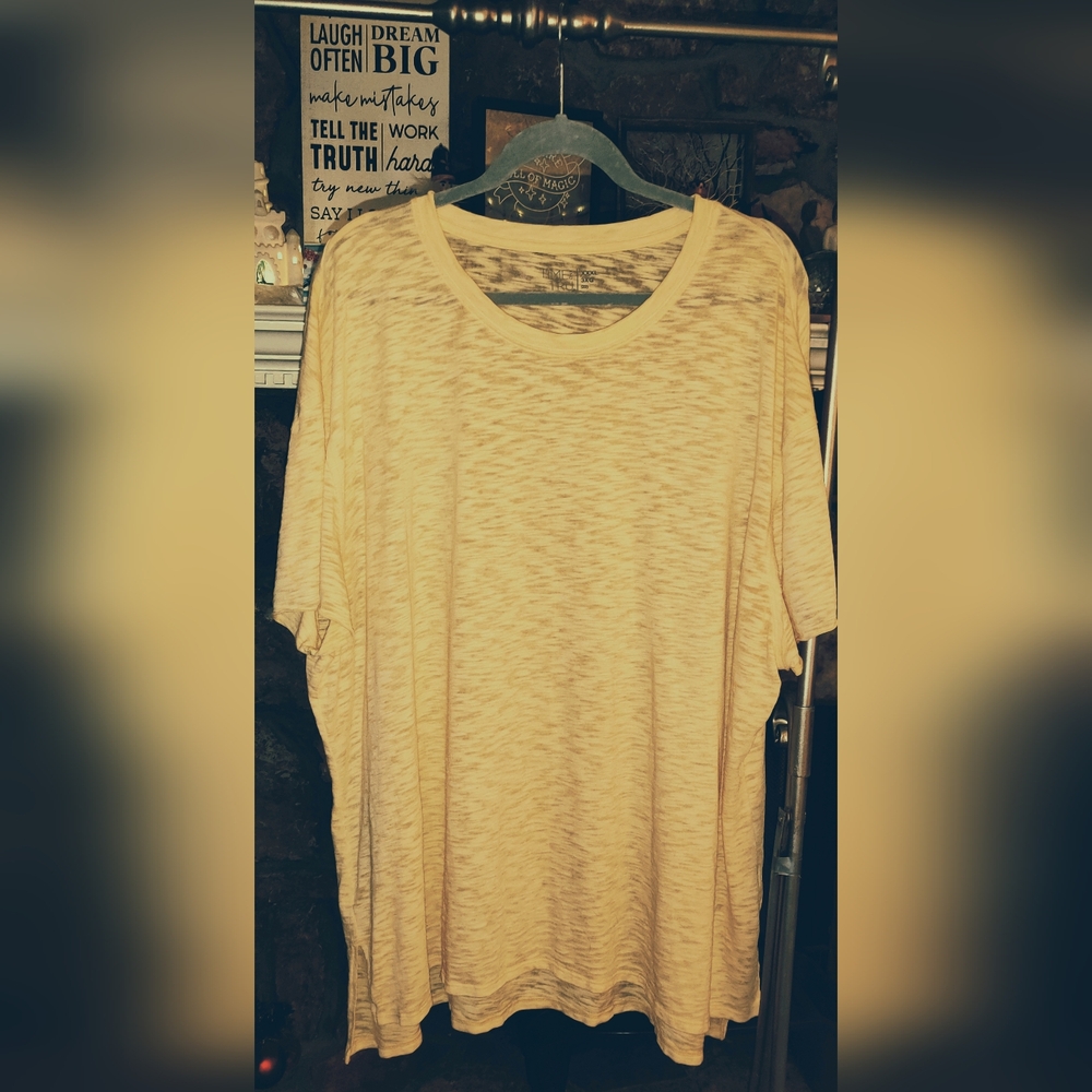 Women's plus size Buttery Yellow soft tee